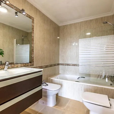 ヴィラ Spacious For 10 With Private Pool ポルト・ダ・ポリェンサ