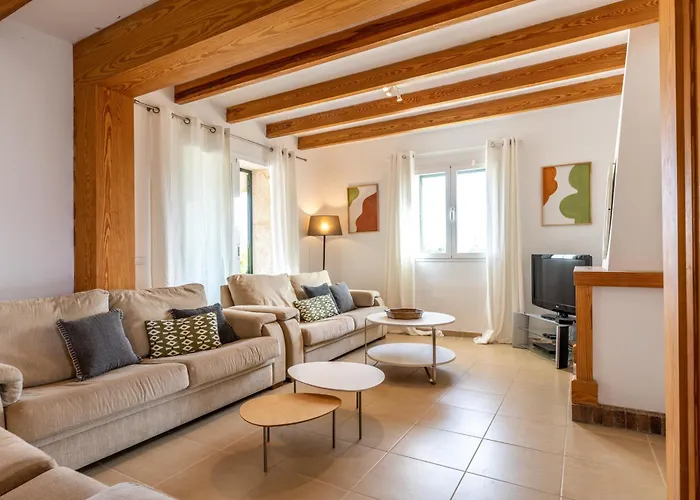 Spacious For 10 With Private Pool Вілла Порт-де-Польєнса