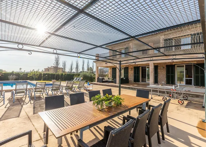 Вілла Spacious For 10 With Private Pool Порт-де-Польєнса